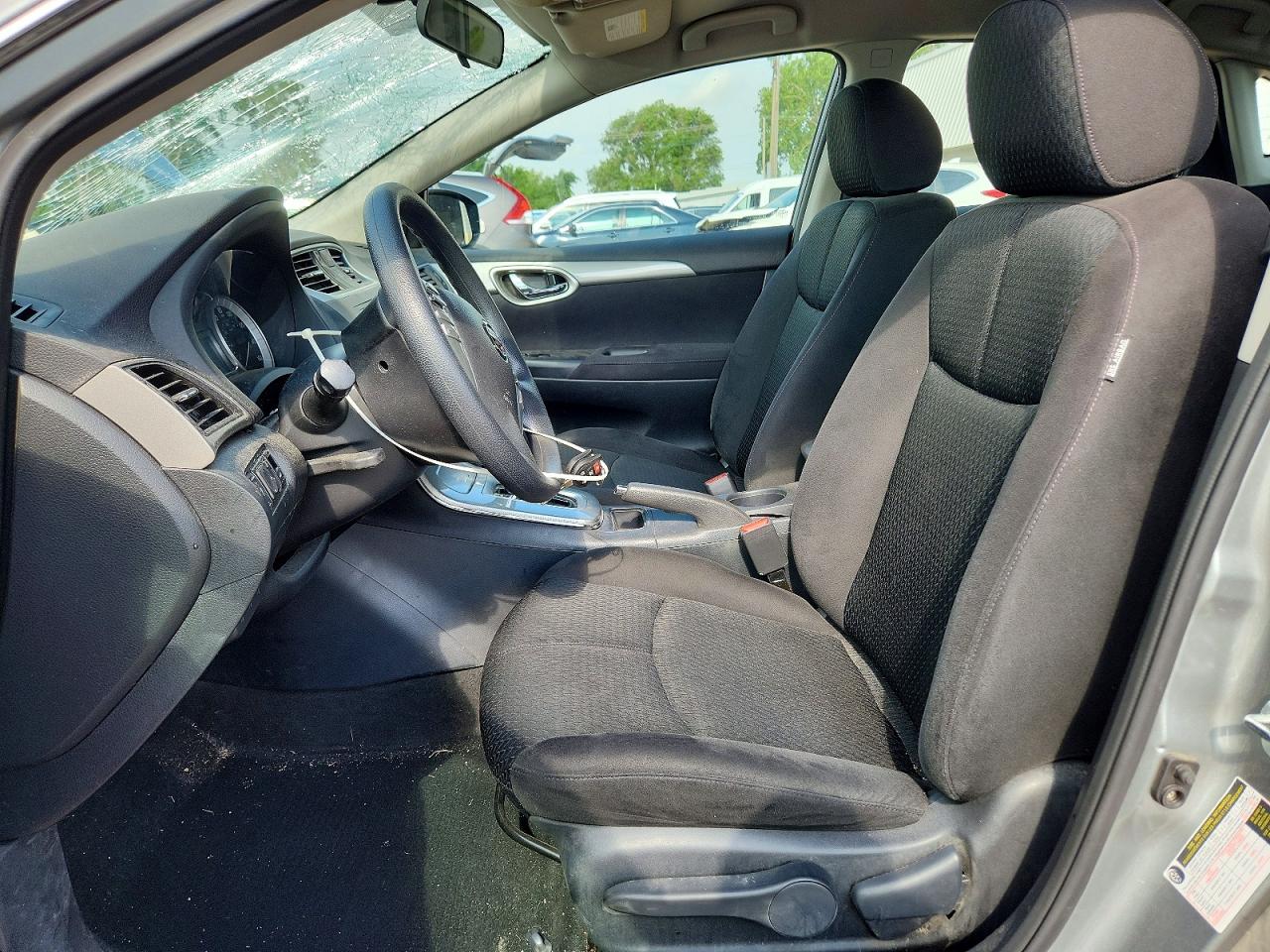 Nissan Sentra S
