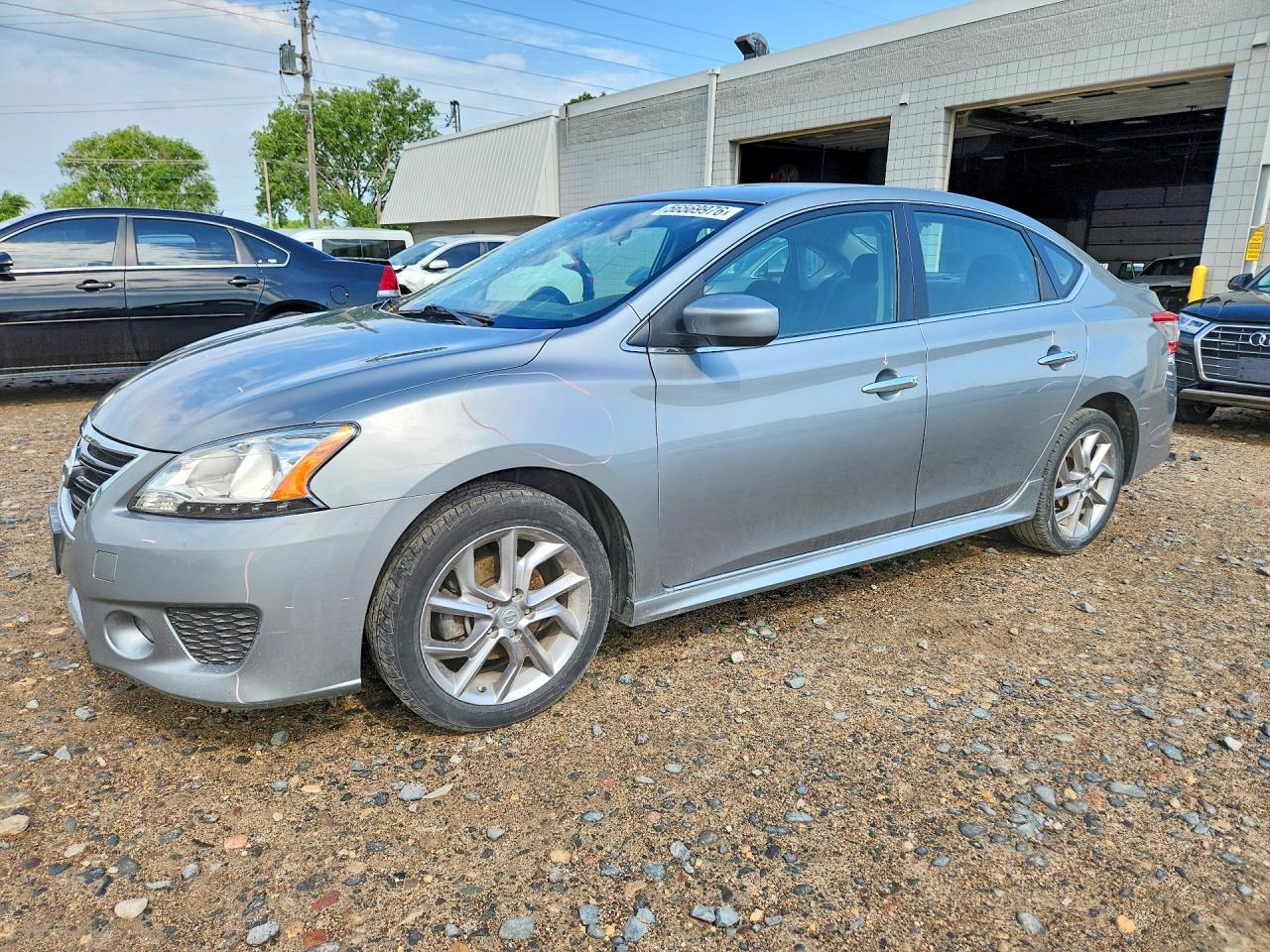 Salvage Nissan Sentra Image