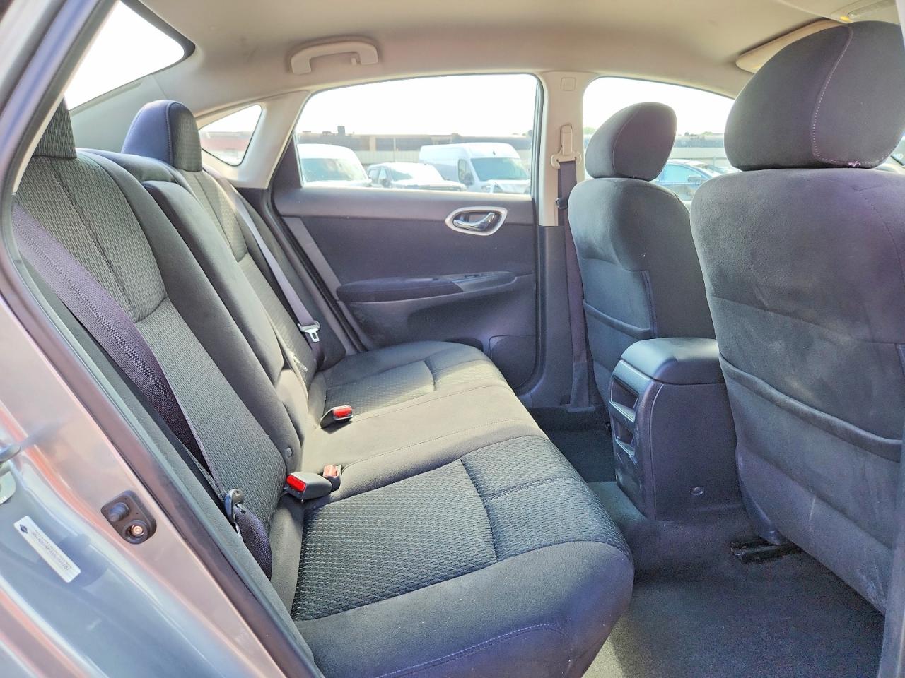 Nissan Sentra S