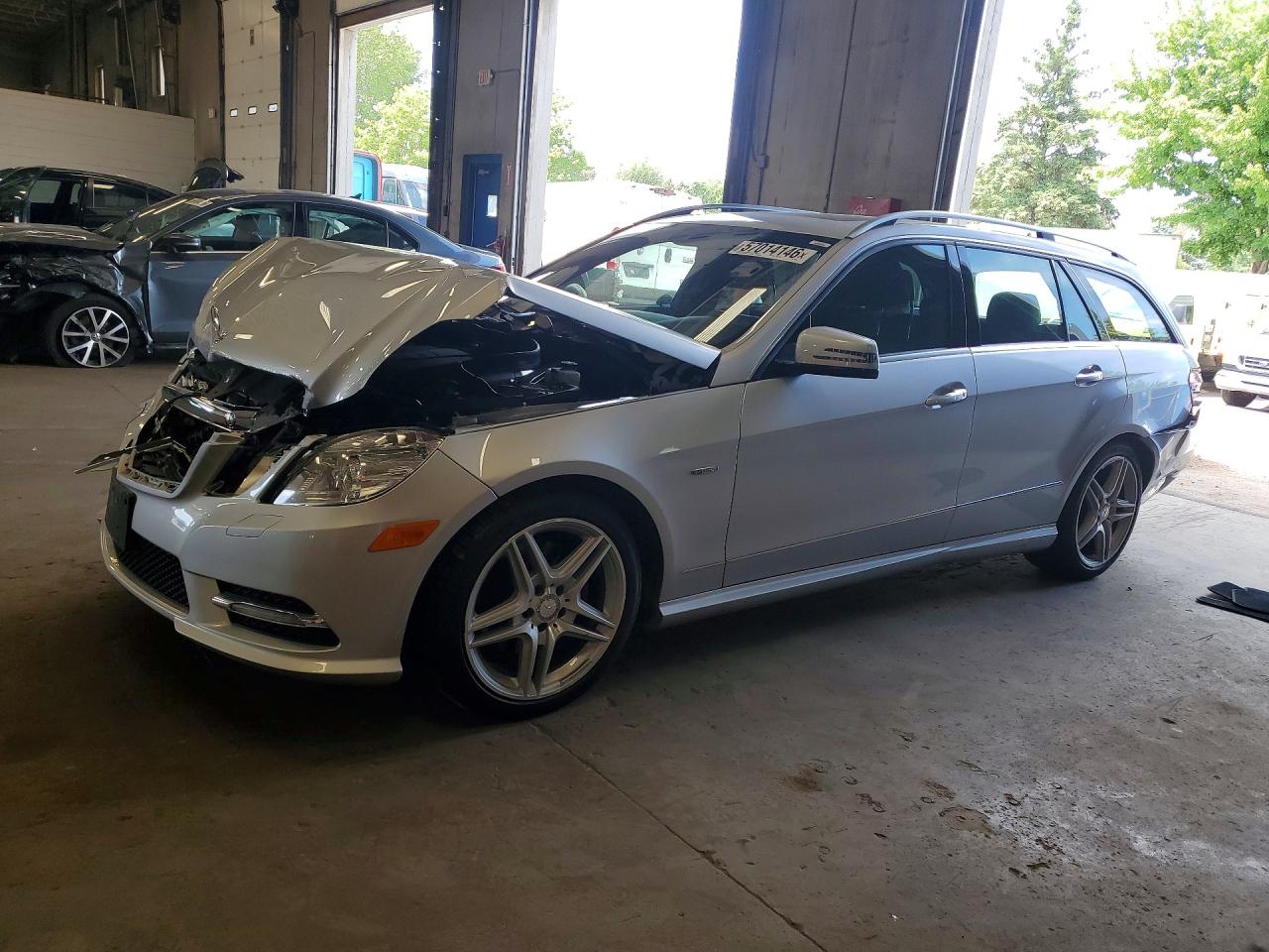 Salvage Mercedes-Benz E-Class Image