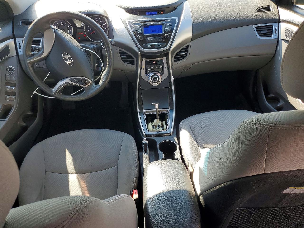 Hyundai ELANTRA Gls