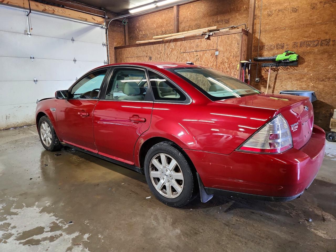 Ford Taurus Se