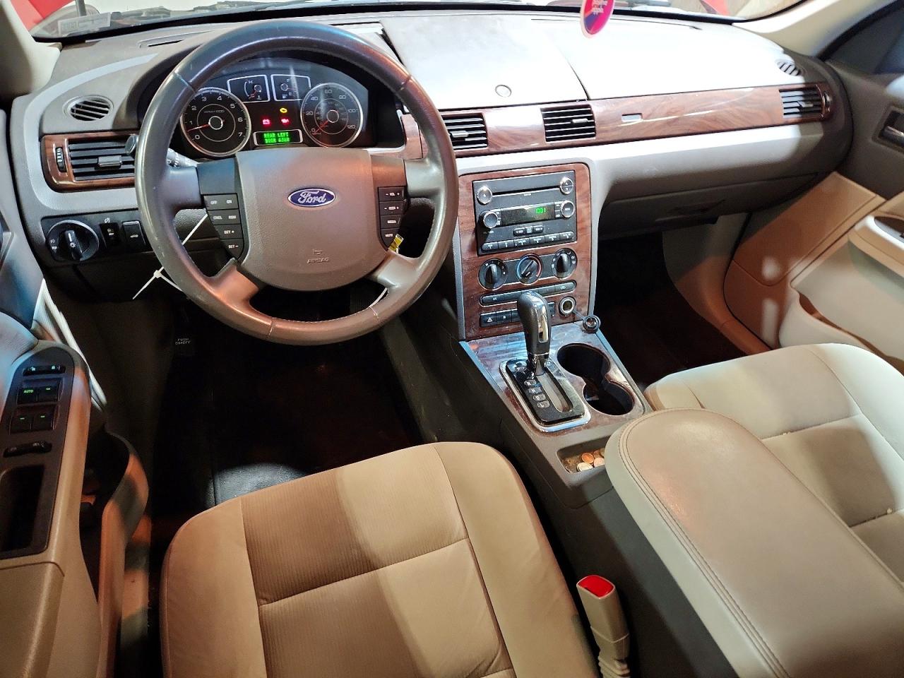 Ford Taurus Se