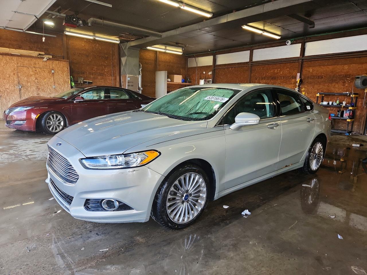 Salvage Ford Fusion Image