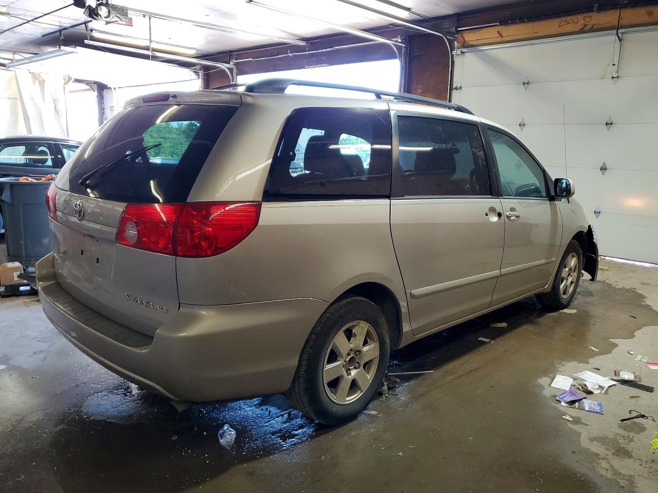 Toyota Sienna Xle