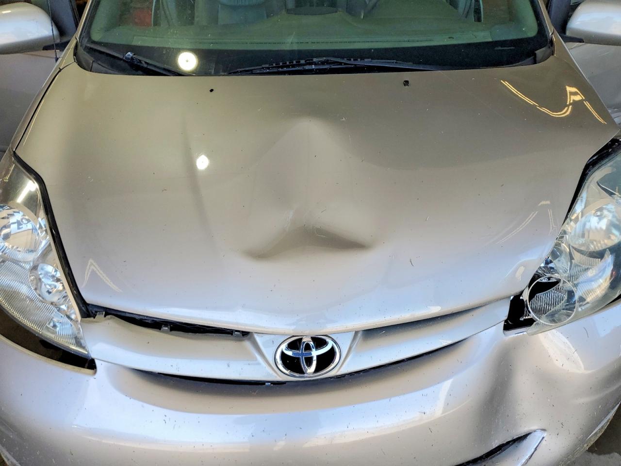 Toyota Sienna Xle