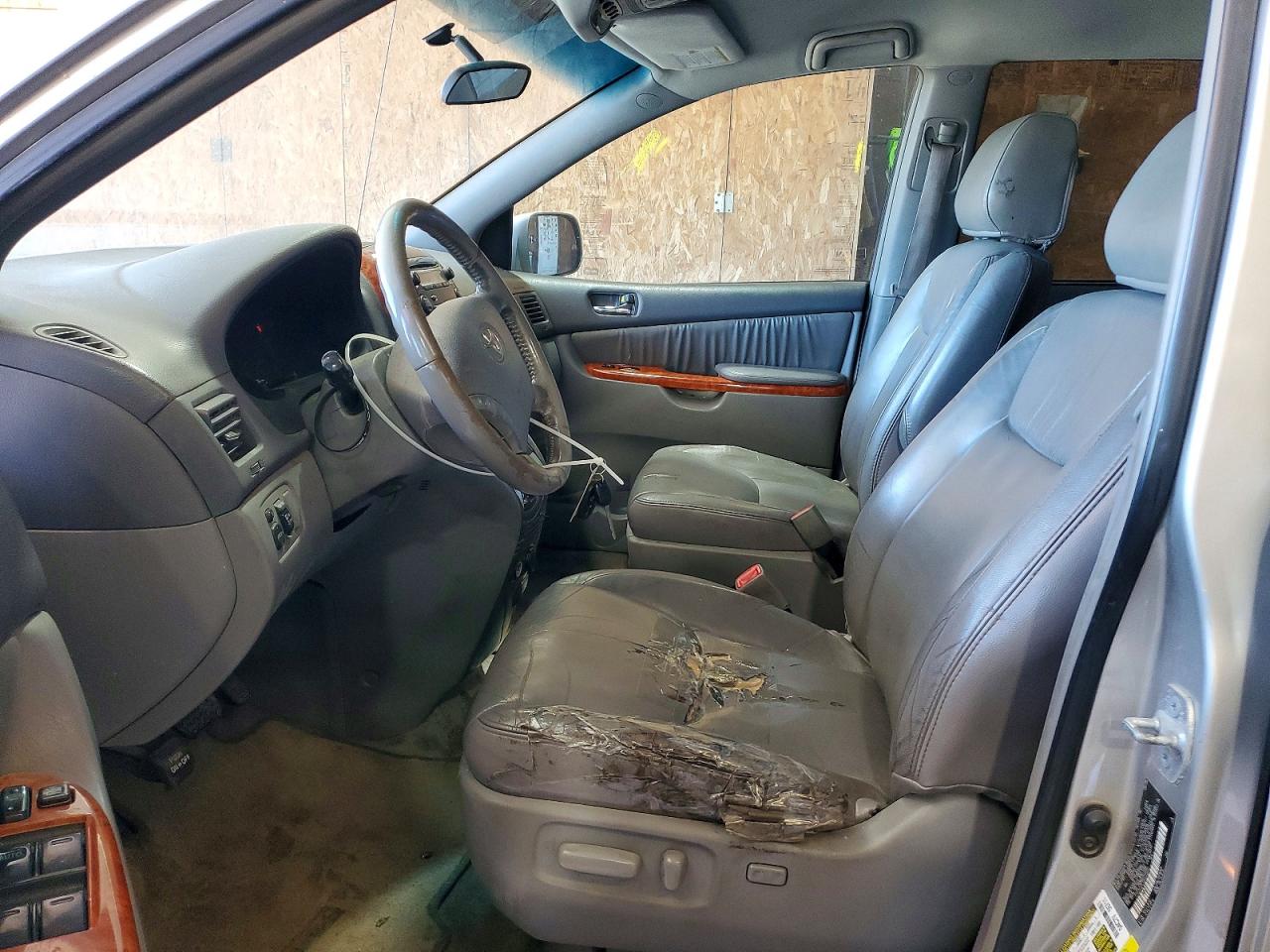 Toyota Sienna Xle