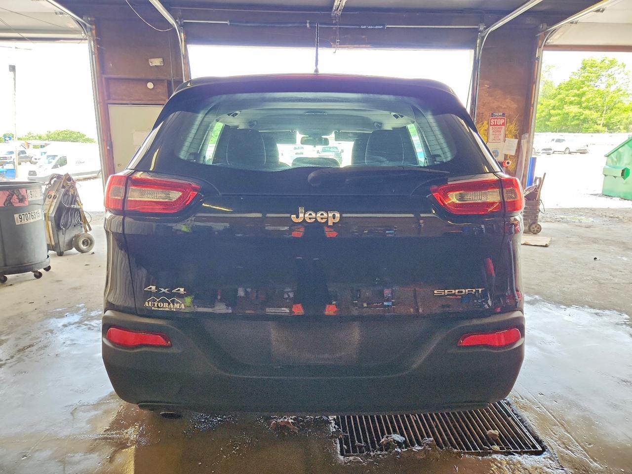 Jeep Grand Cherokee Sport