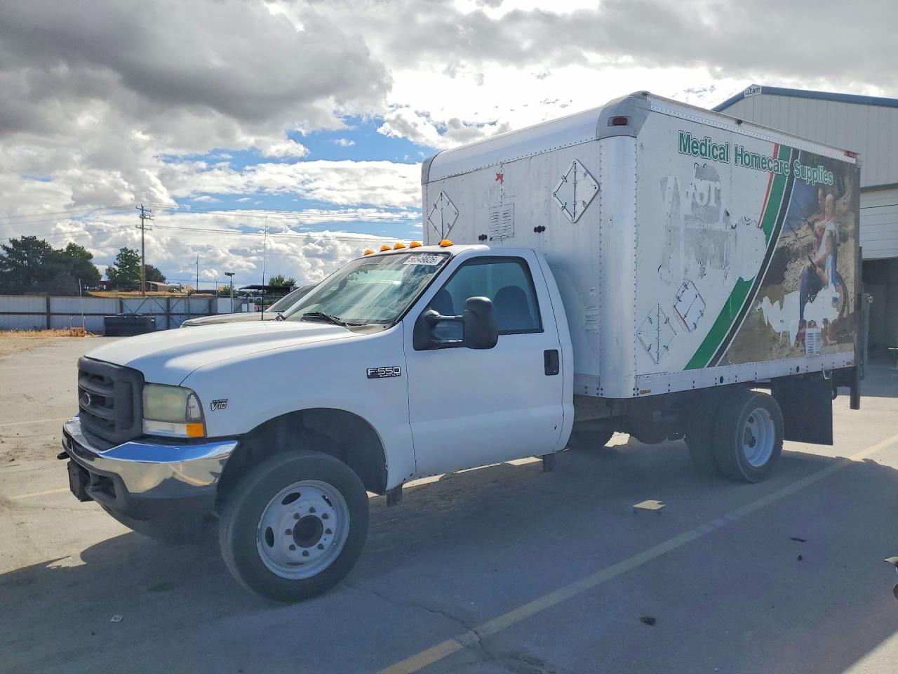 Salvage Ford F-550 Image