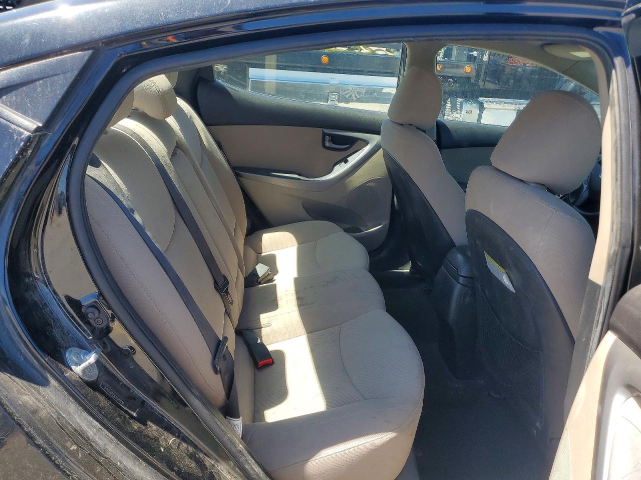 Hyundai ELANTRA Se