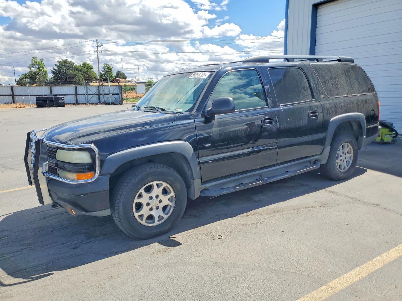 Salvage Chevrolet Suburban Image