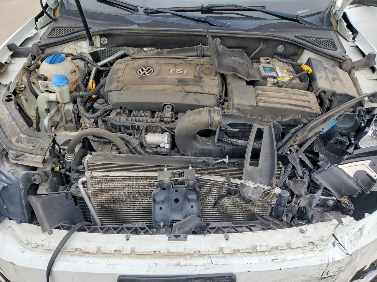 Volkswagen Passat S