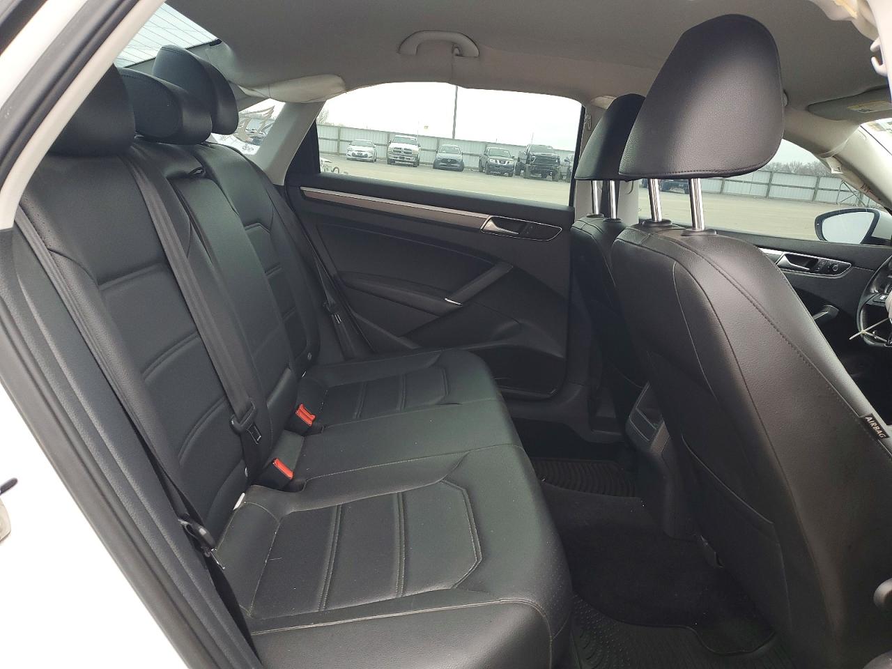 Volkswagen Passat S