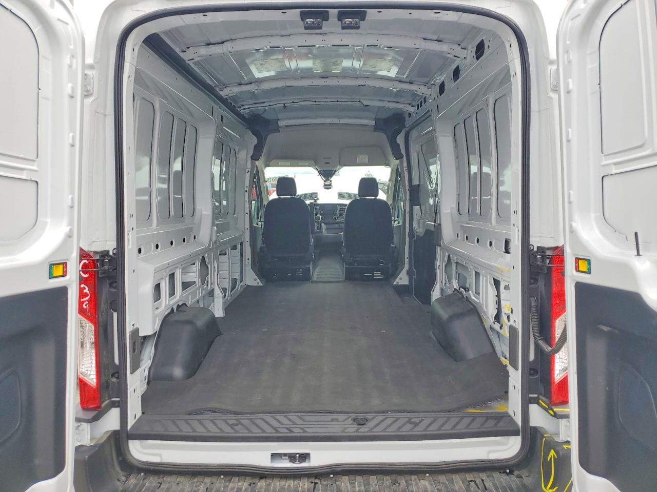 Ford Transit T-250