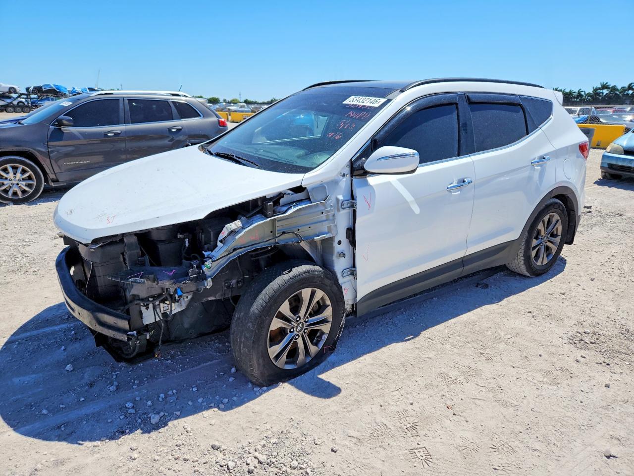 Salvage Hyundai SANTA FE Image