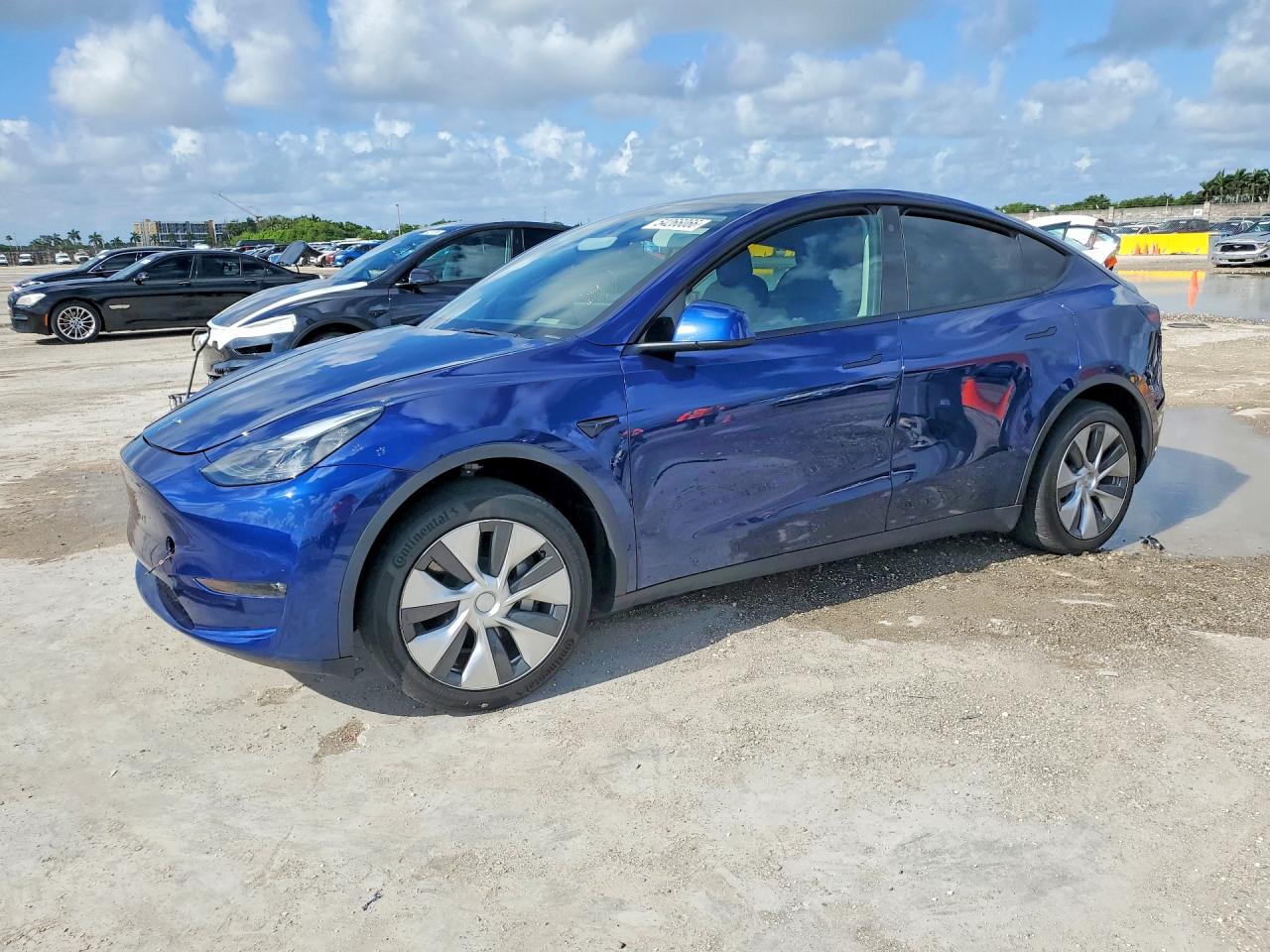 Salvage Tesla Model Y Image