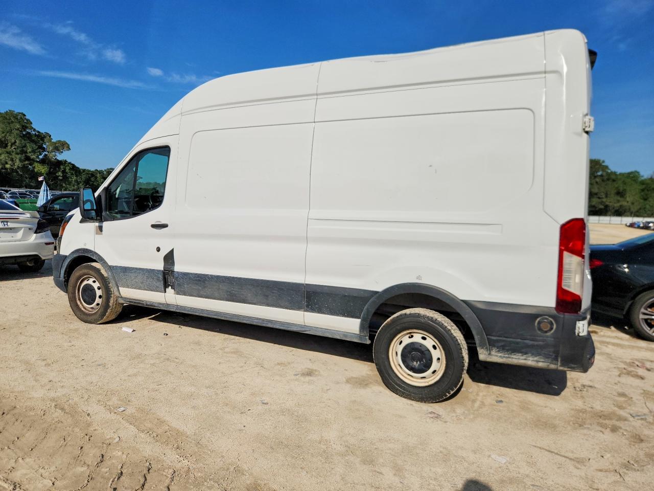 Ford Transit T-250