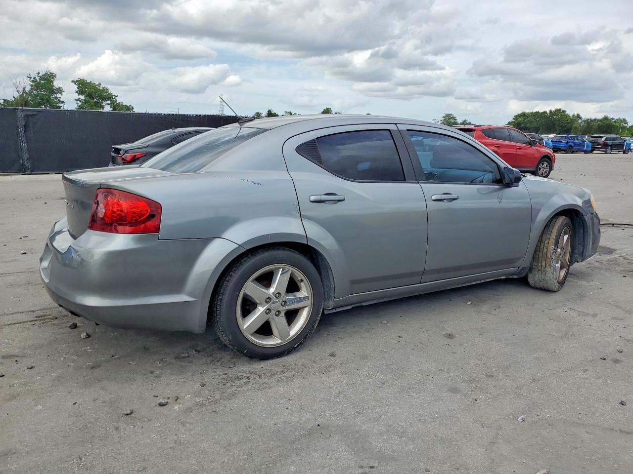 Dodge Avenger Se