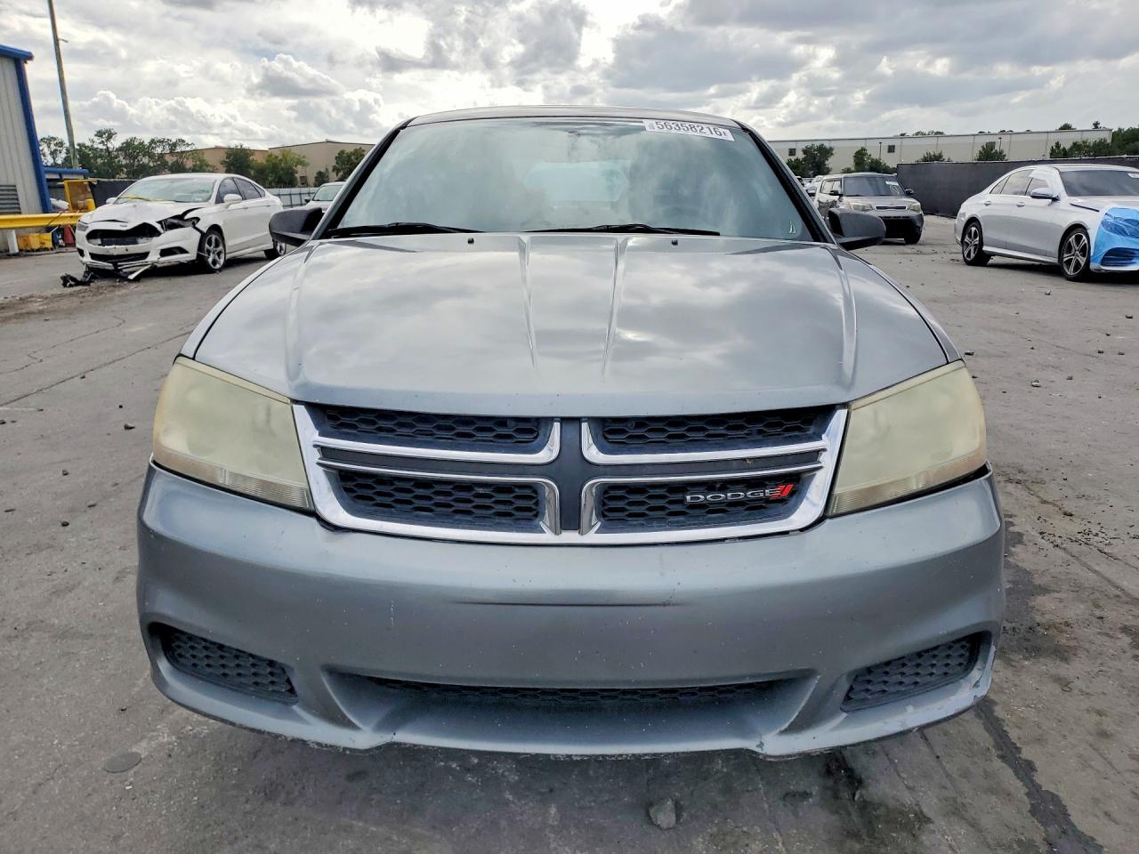 Dodge Avenger Se