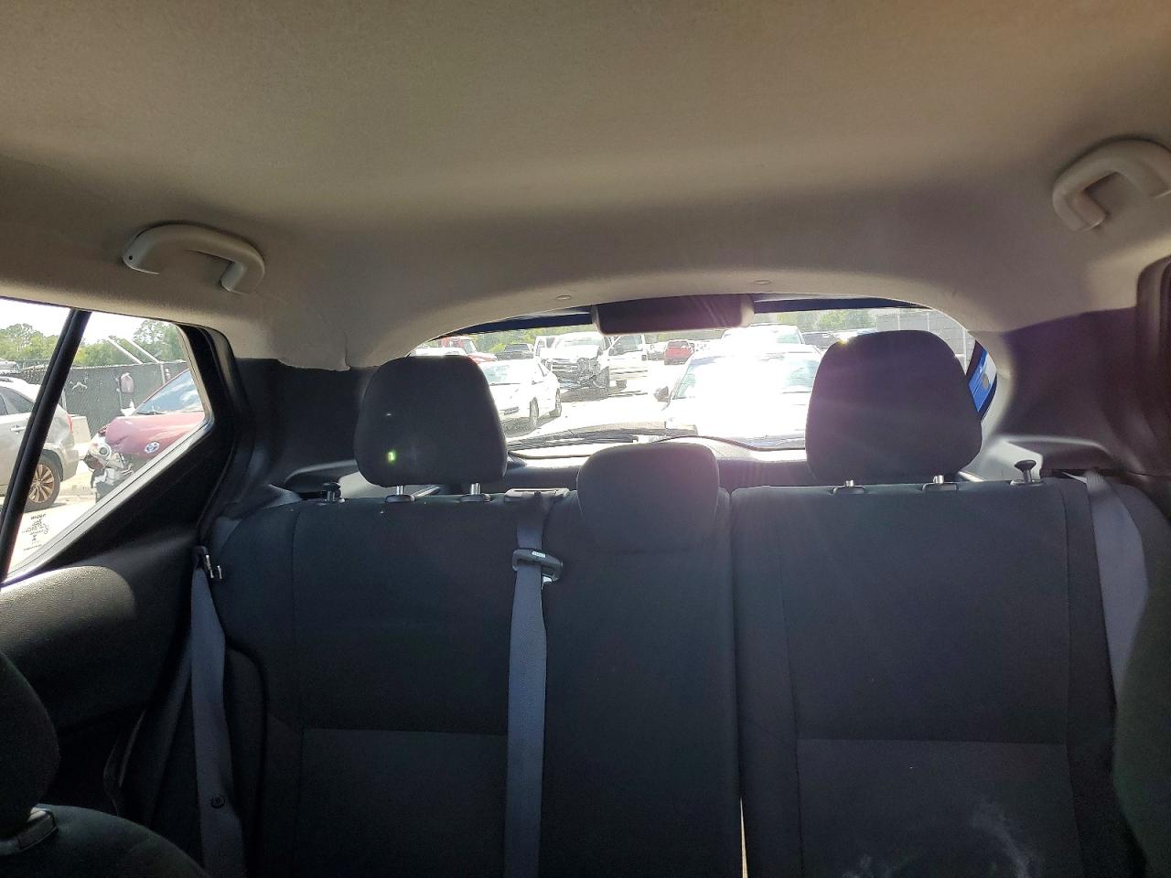 Nissan Kicks S