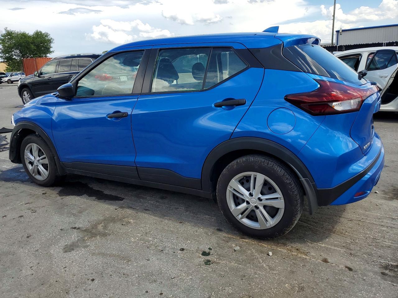 Nissan Kicks S