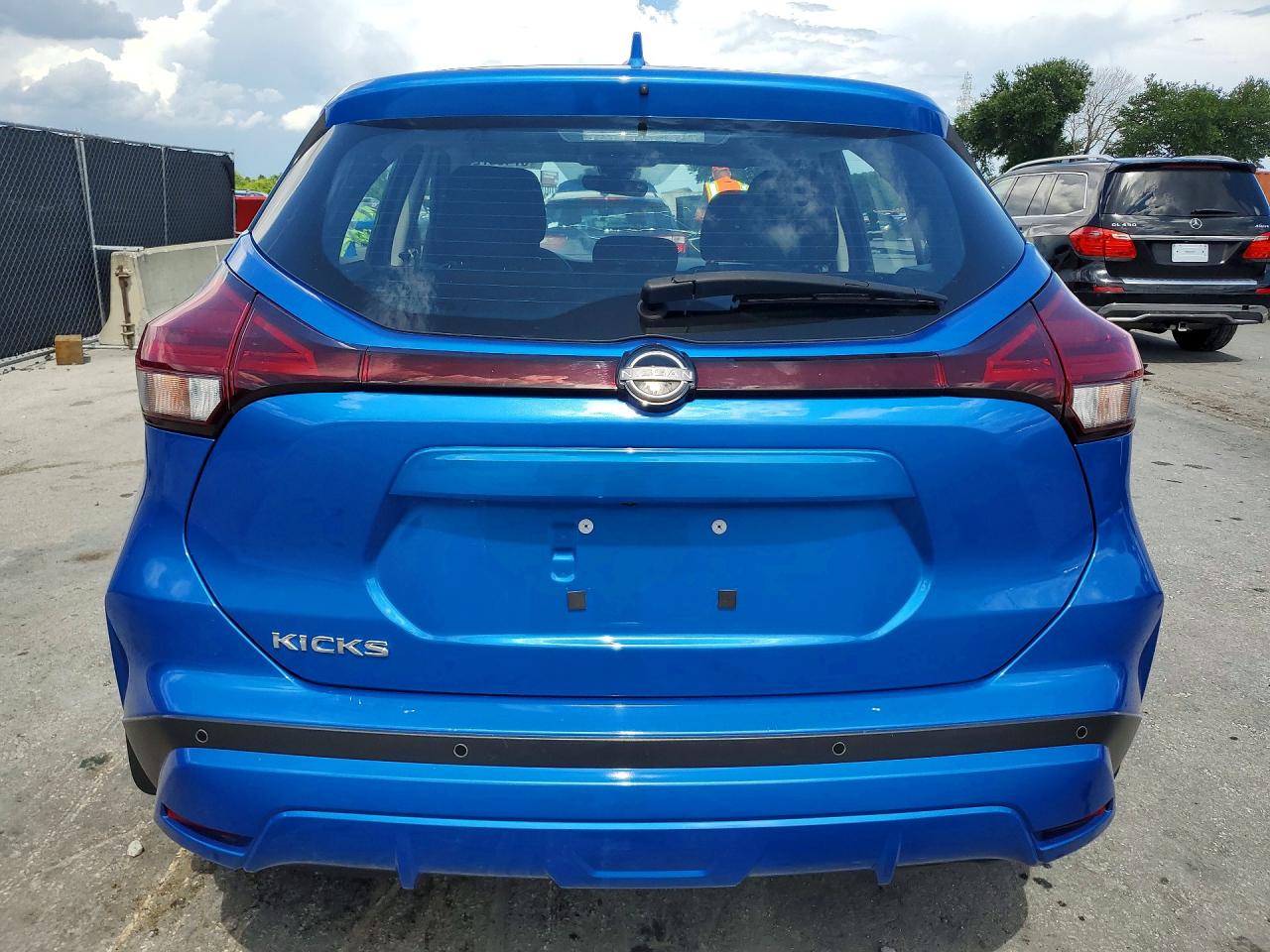 Nissan Kicks S
