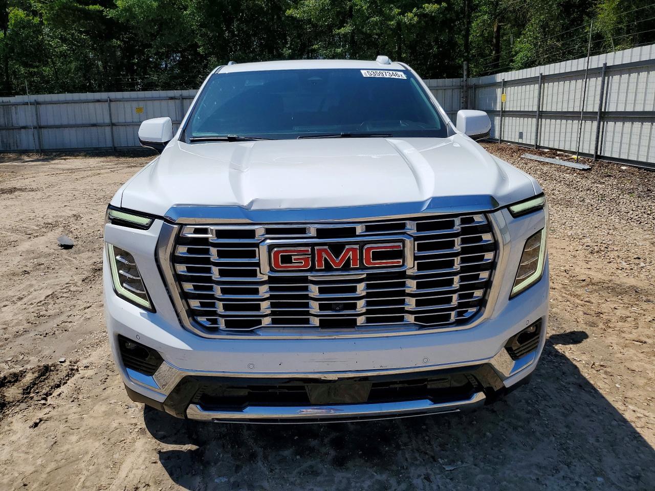 GMC Yukon Denali