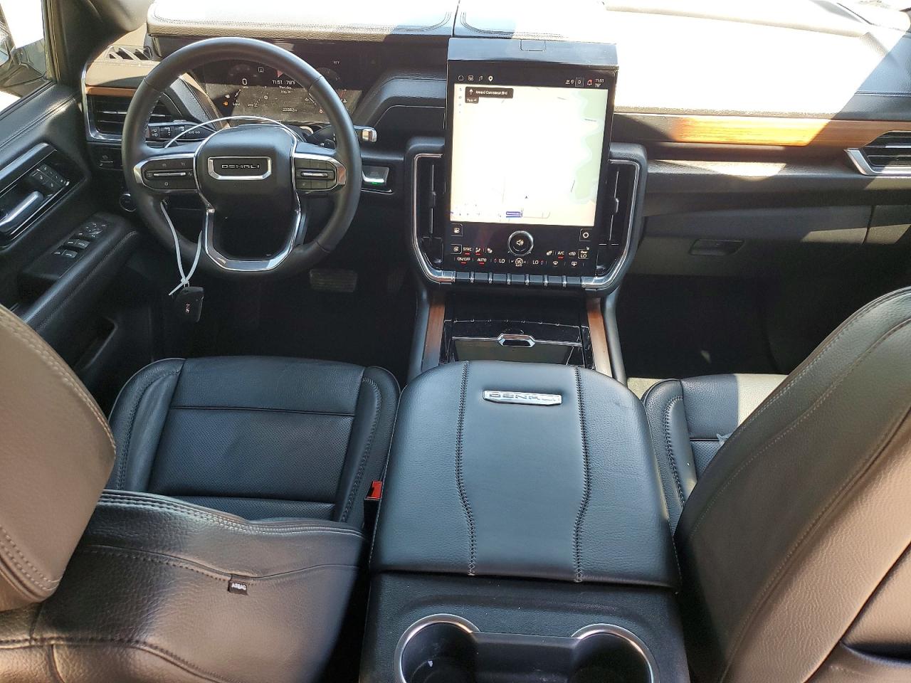 GMC Yukon Denali