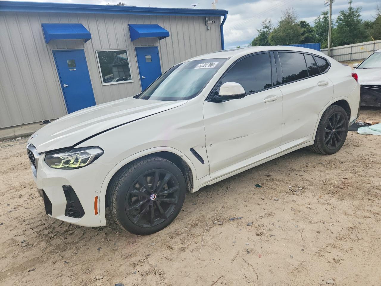 Salvage BMW X Series Image