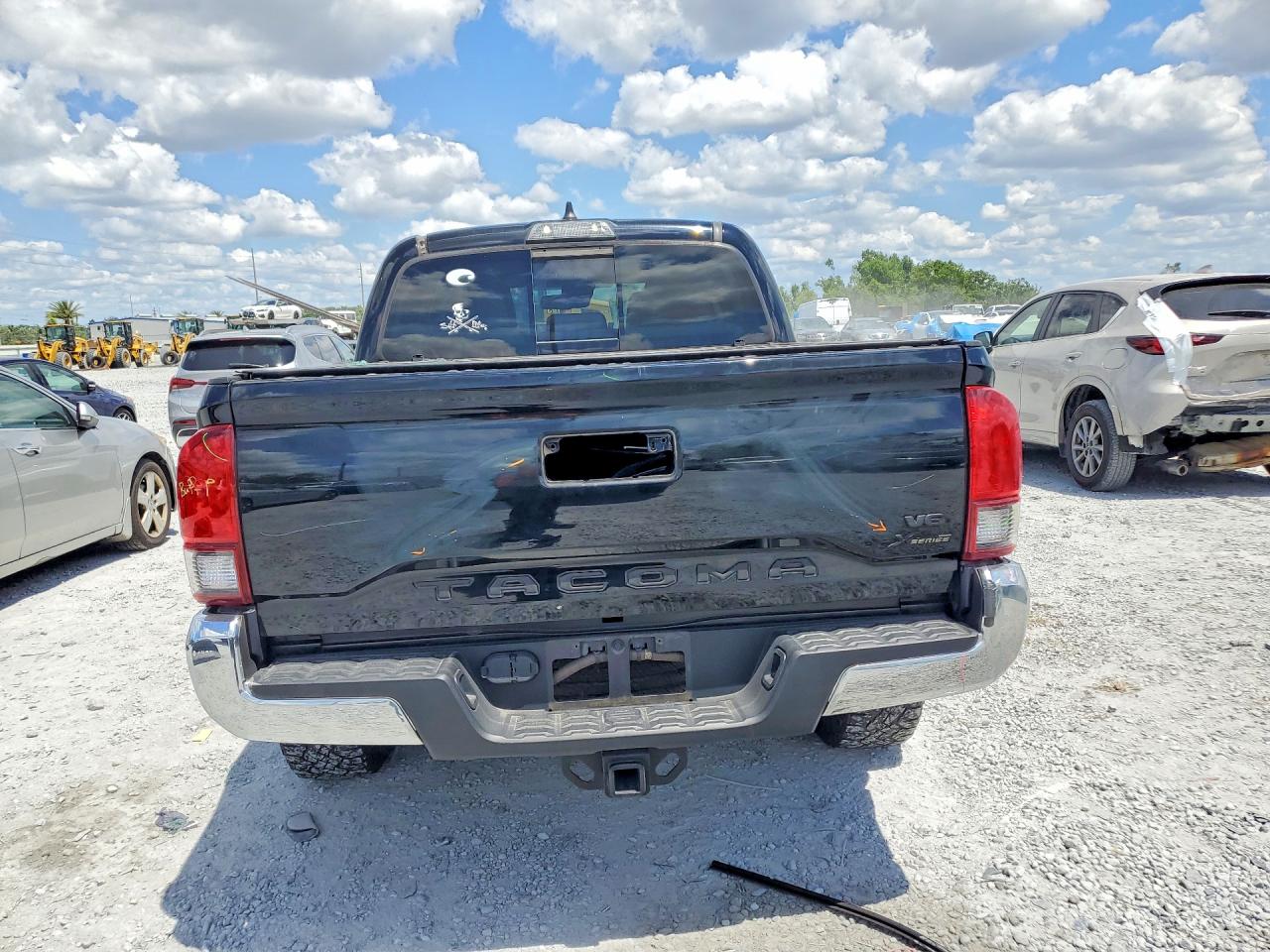 Toyota Tacoma Sr5 V6