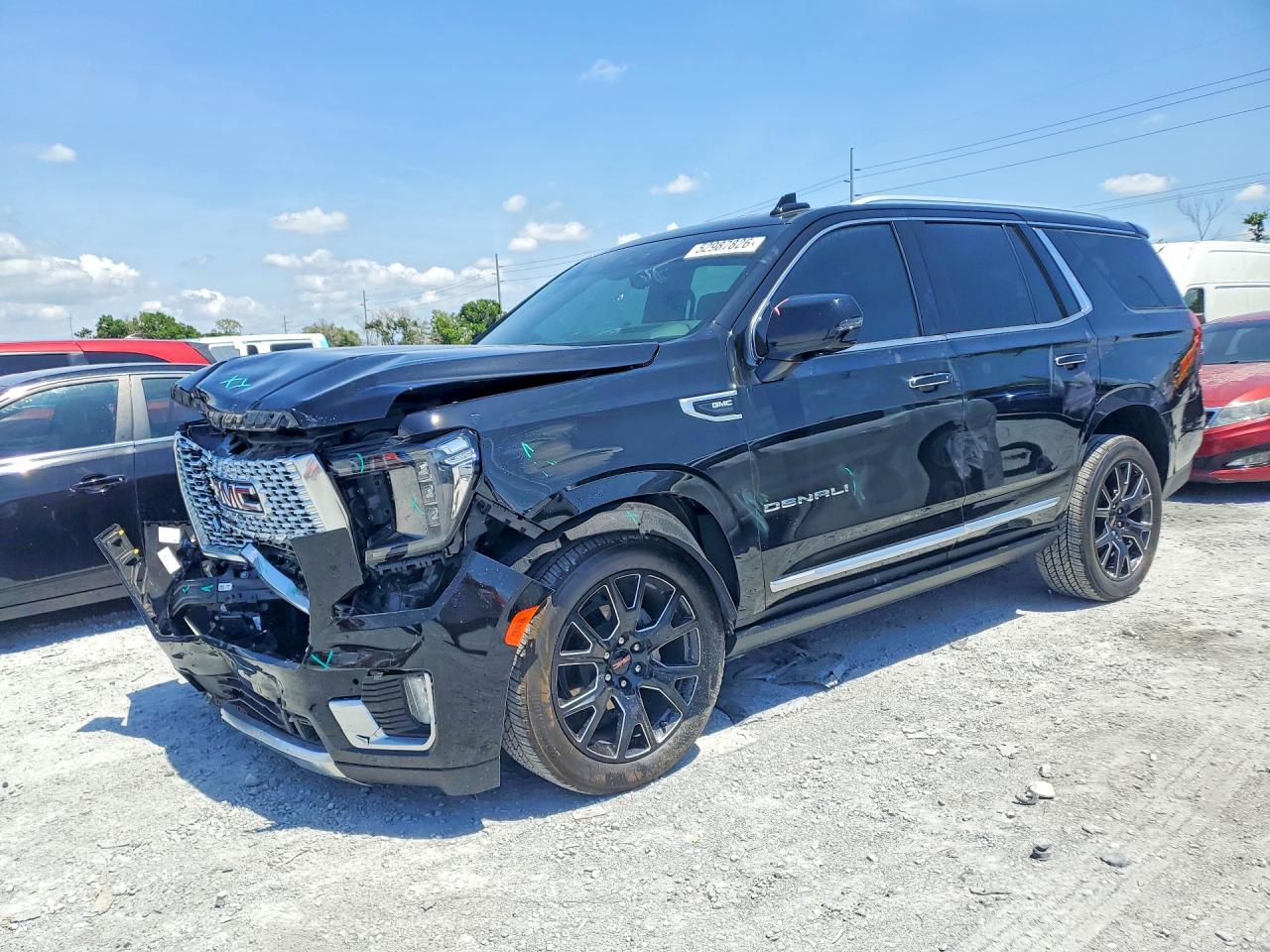 Salvage GMC Yukon Image