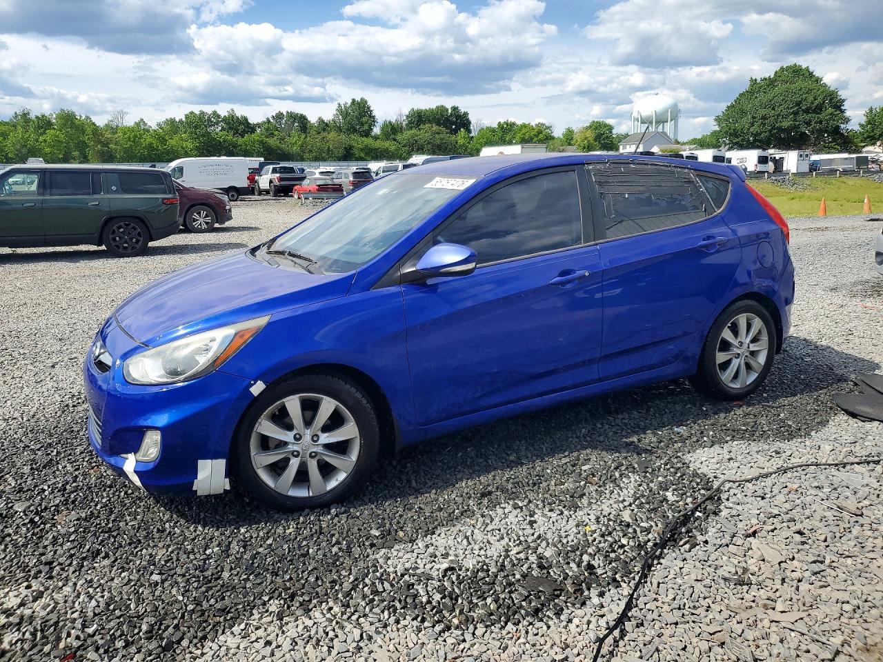 Salvage Hyundai ACCENT Image