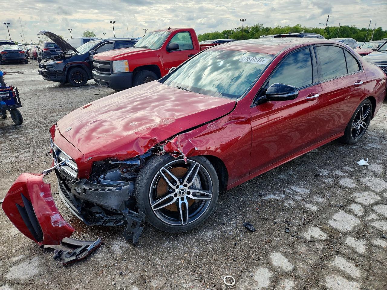 Salvage Mercedes-Benz E-Class Image