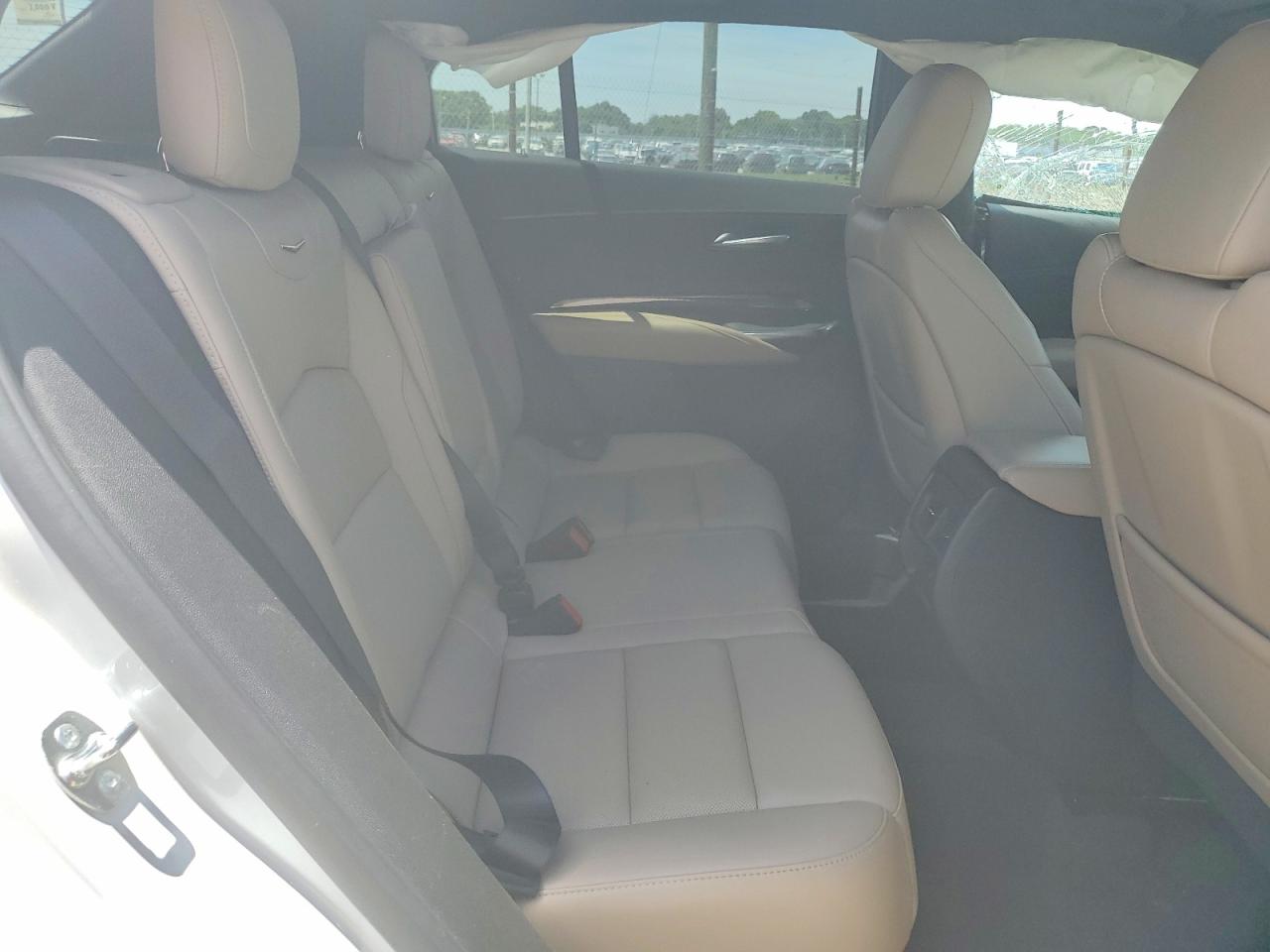Cadillac XT4 Premium Luxury