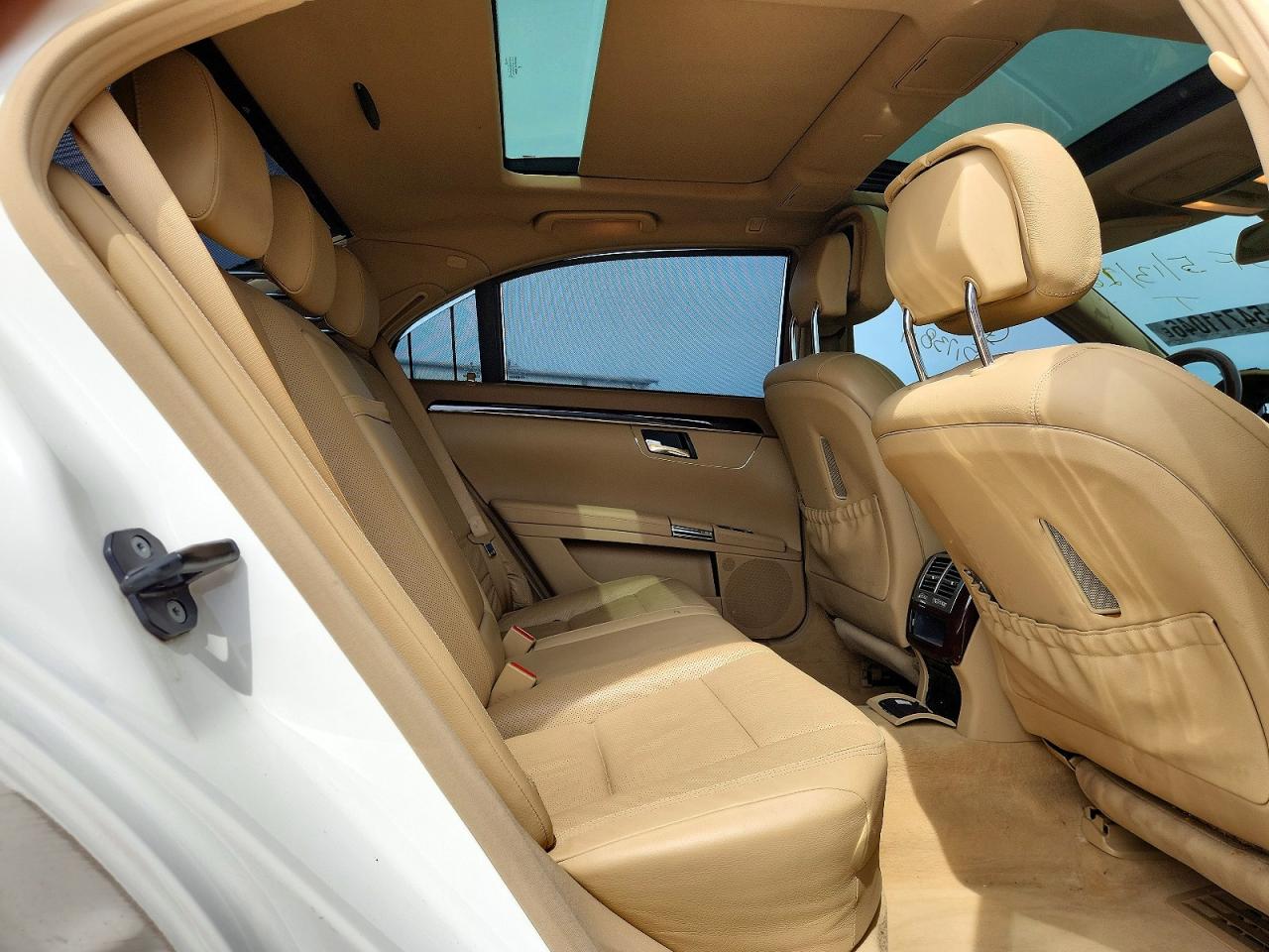 Mercedes-Benz S-Class 550 4matic