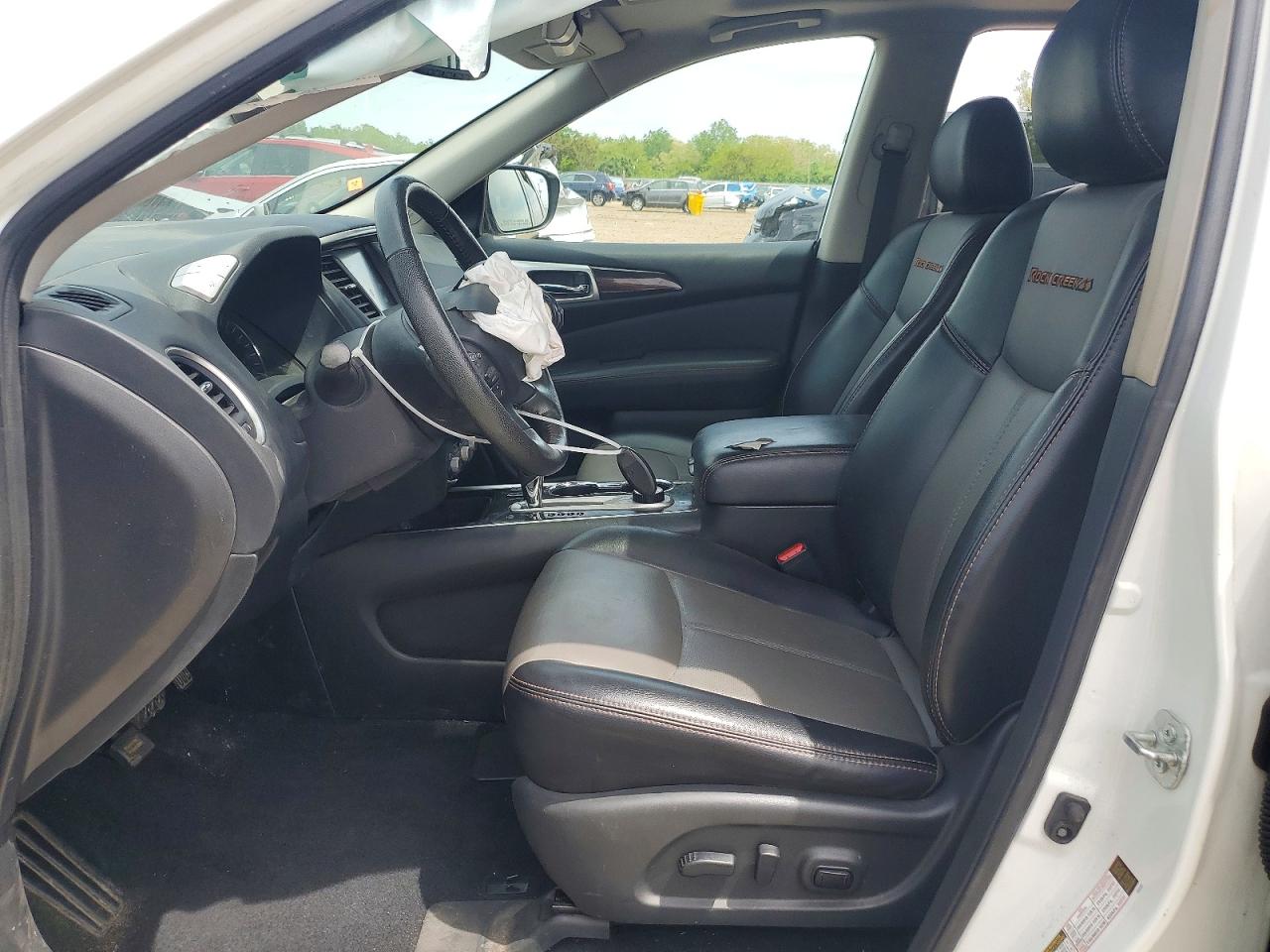 Nissan Pathfinder Sl