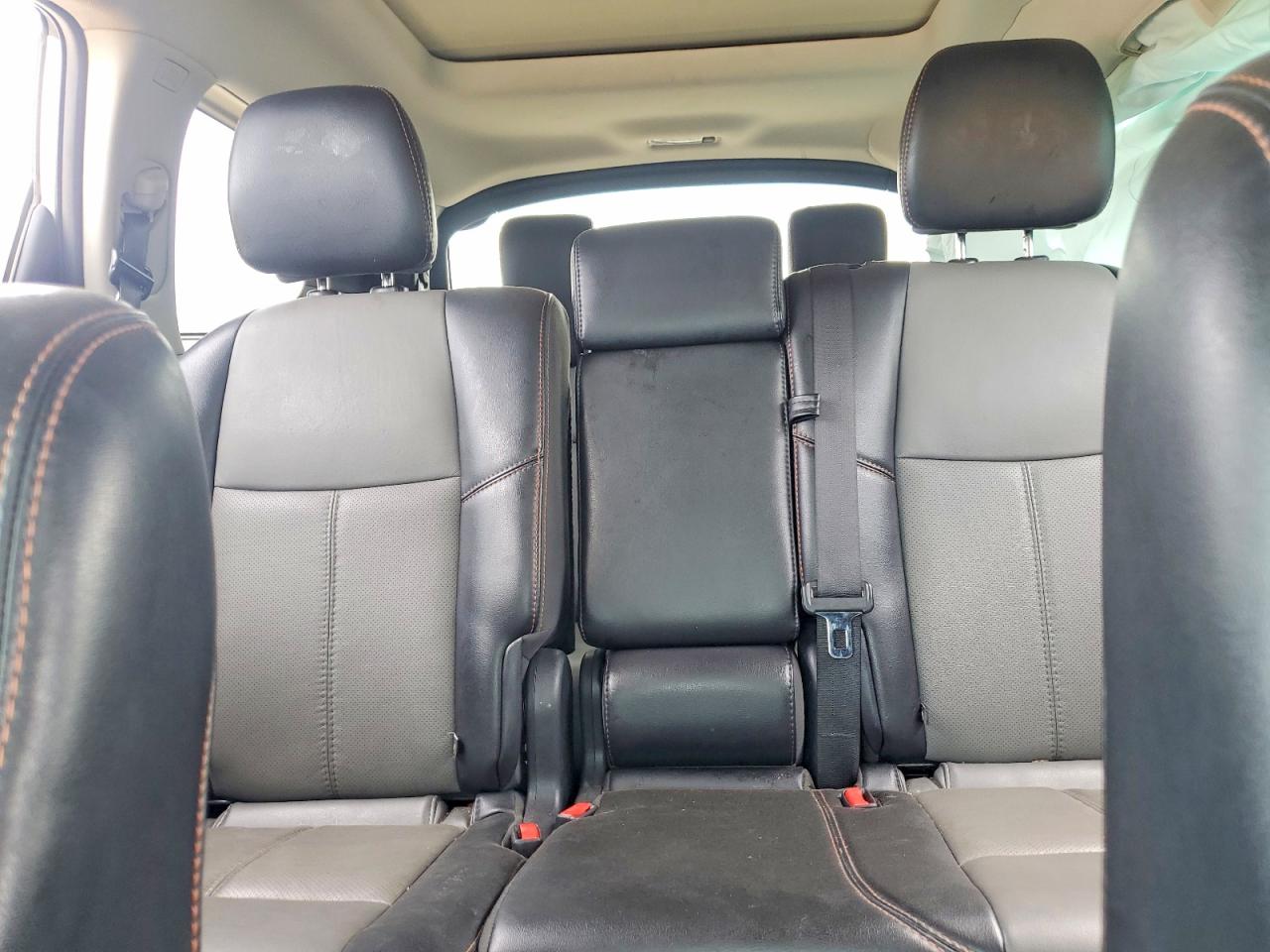 Nissan Pathfinder Sl