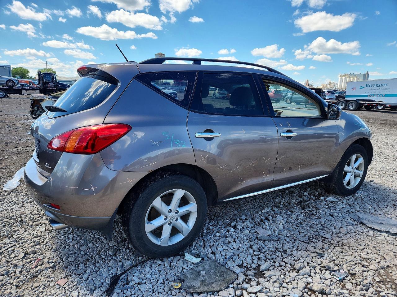 Nissan Murano S