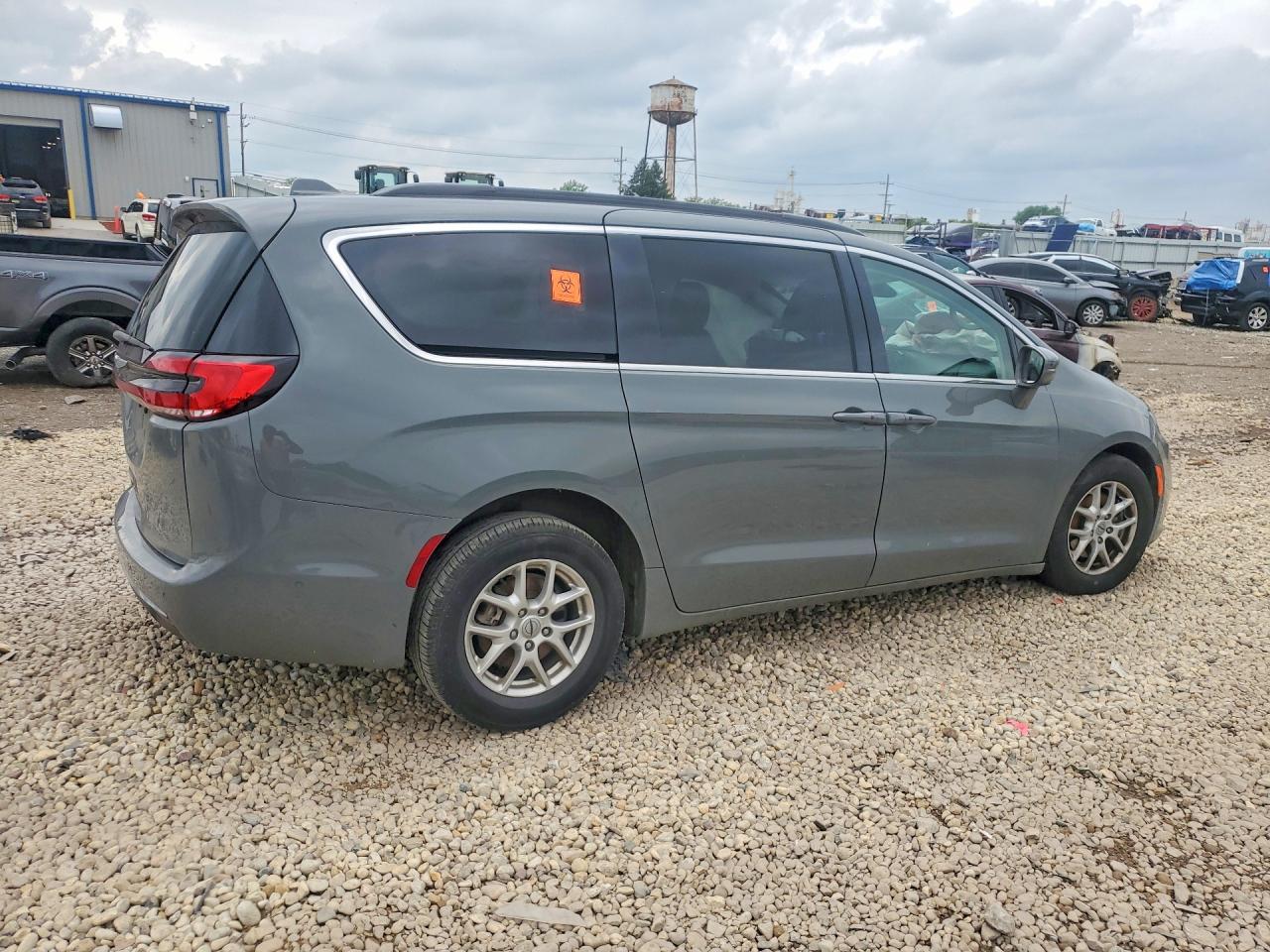 Chrysler Pacifica Touring L