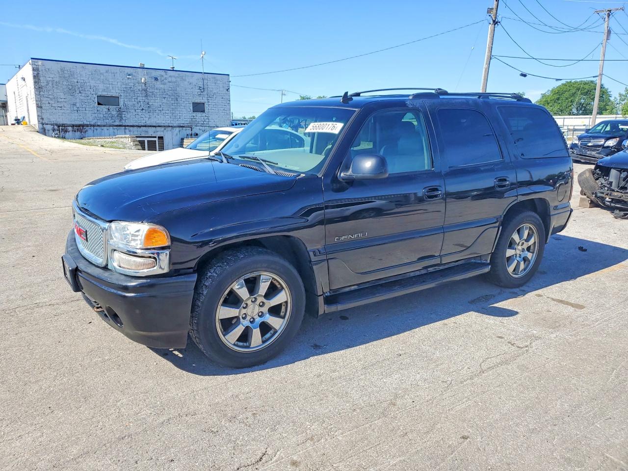 Salvage GMC Yukon Image