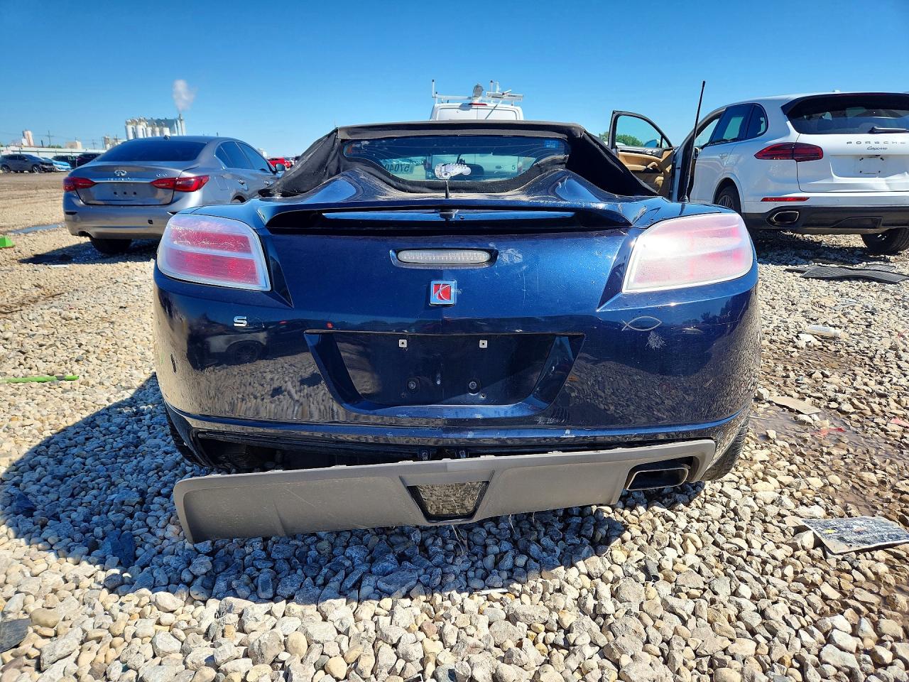 Saturn SKY