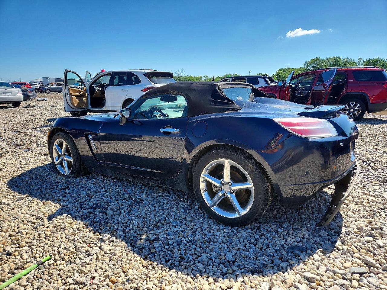Saturn SKY