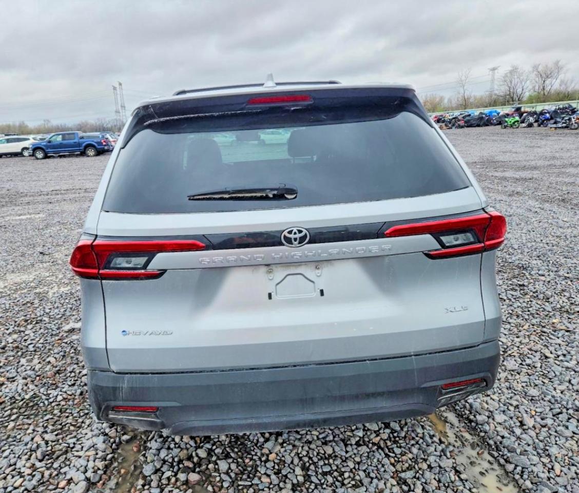 Toyota Grand High Xle