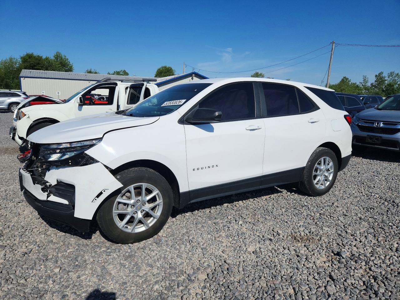 Salvage Chevrolet Equinox Image
