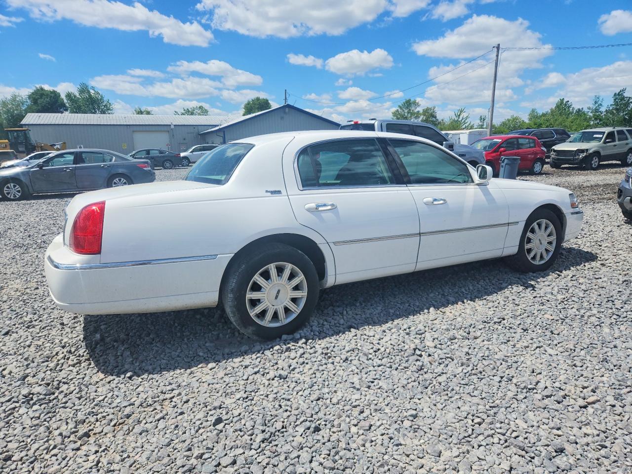 Lincoln Towncar Signature Limited