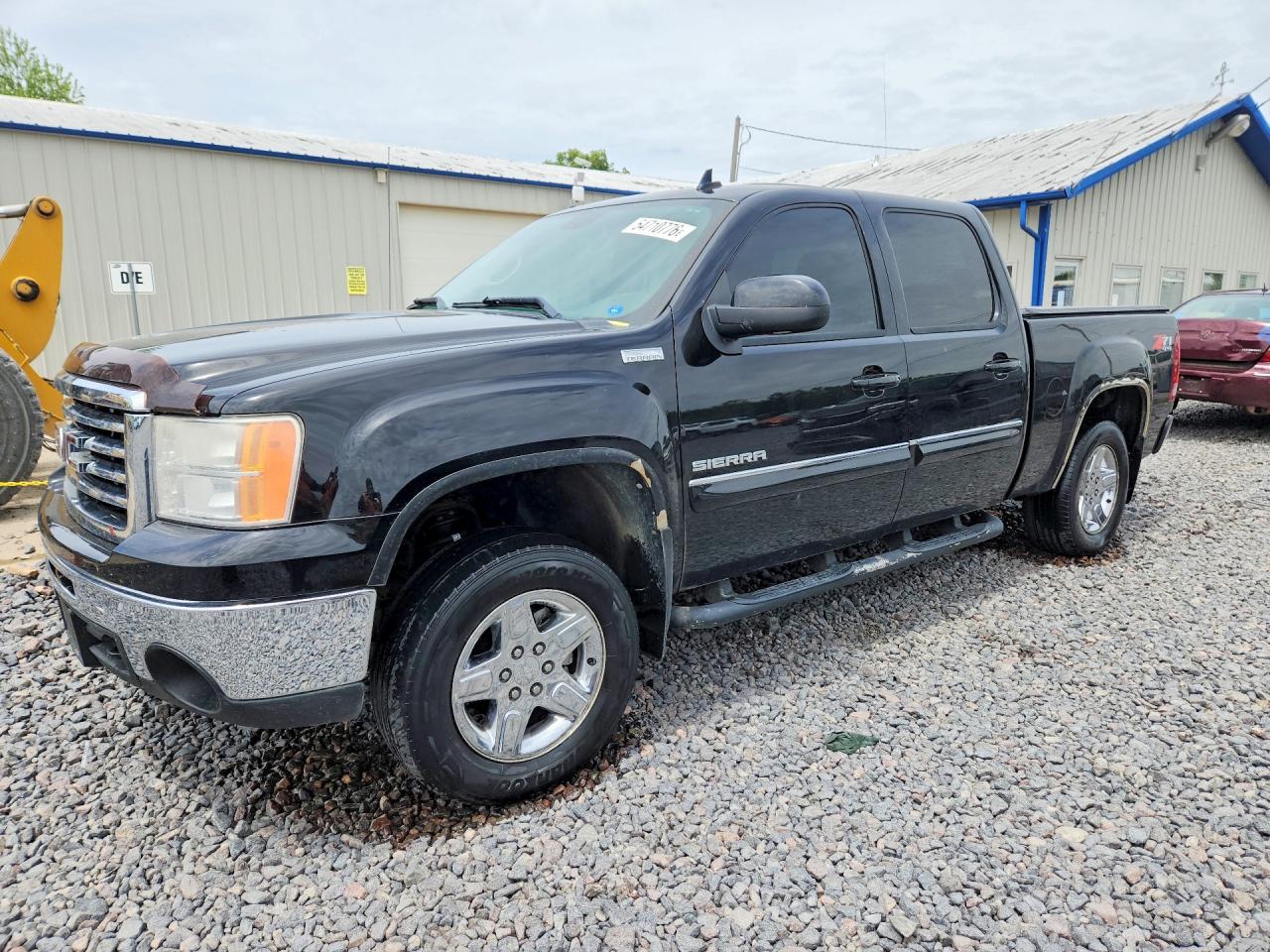 Salvage GMC Sierra Image