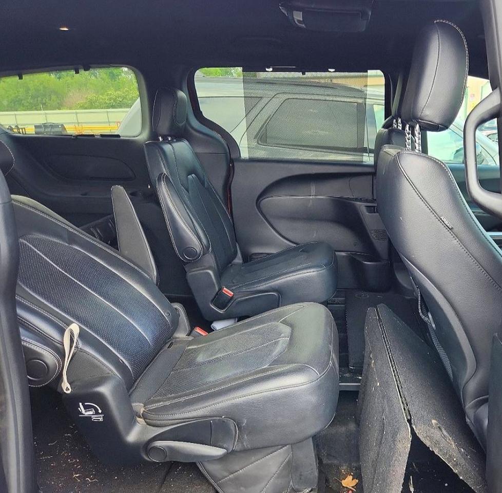 Chrysler Pacifica Touring L