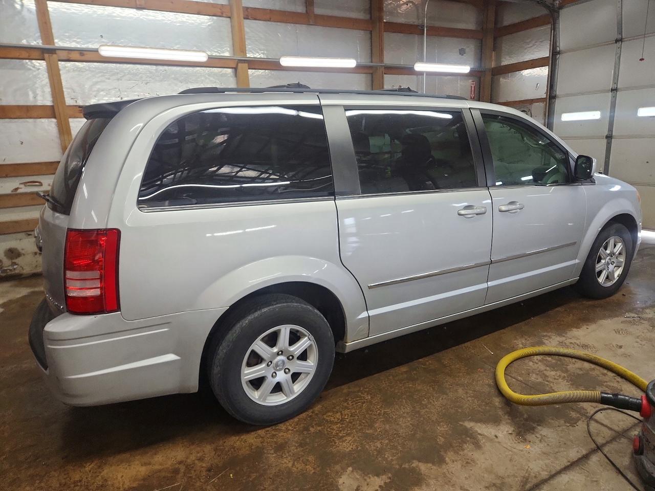 Chrysler Minivan Touring