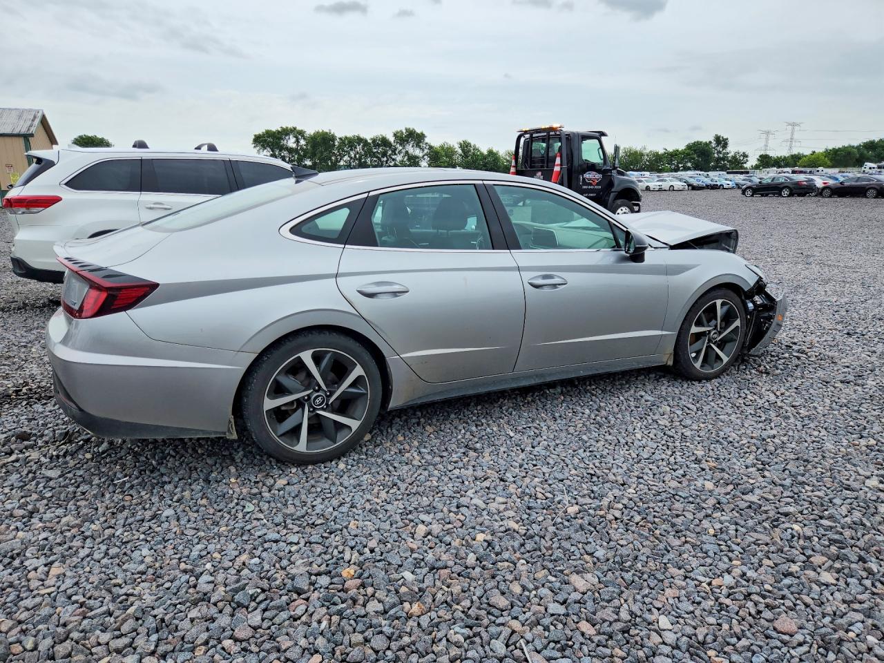 Hyundai SONATA Sel Plus
