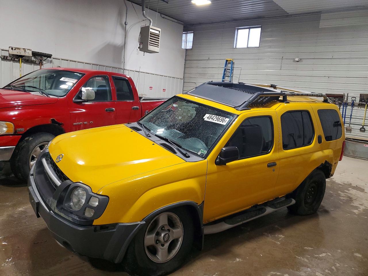 Salvage Nissan Xterra Image
